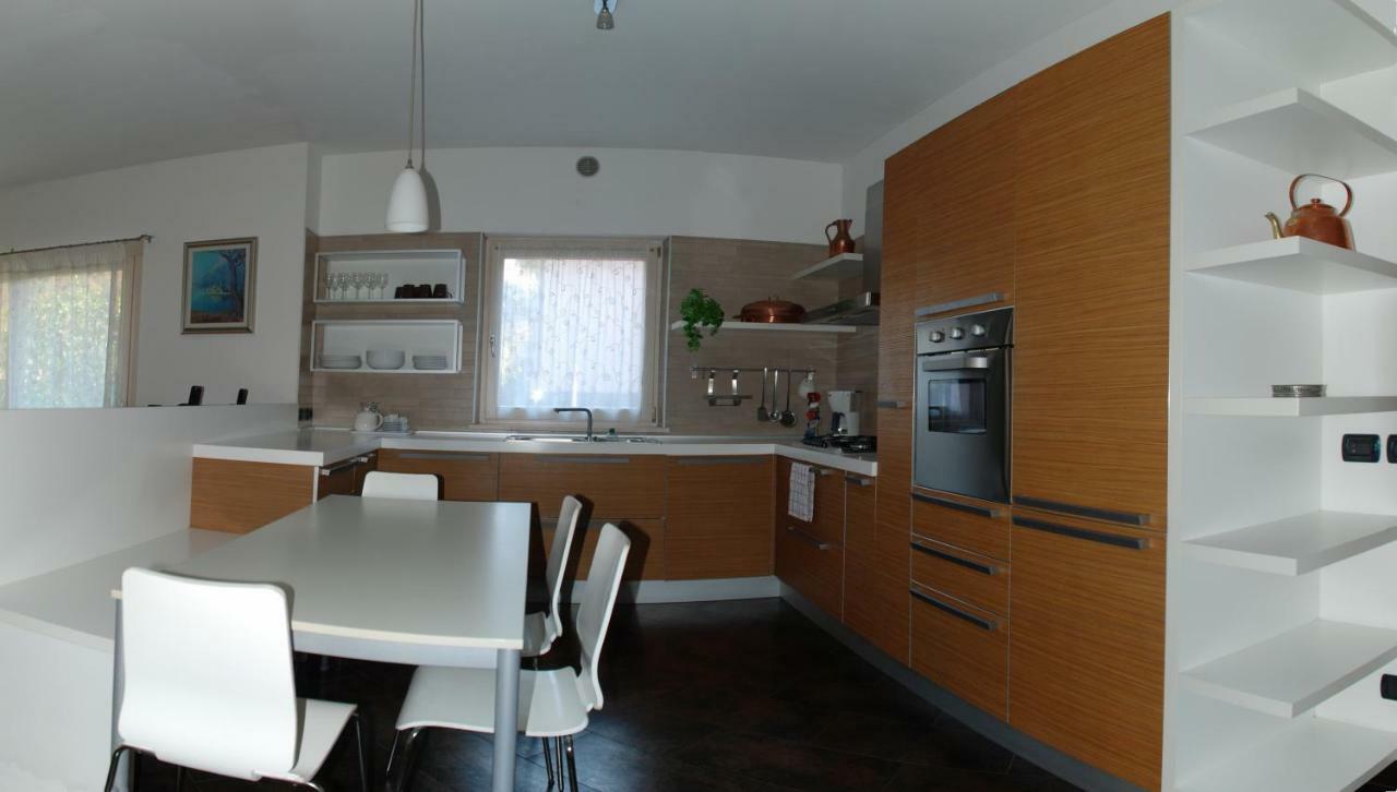 Ferienwohnung Casa Alice Torbole Sul Garda Exterior foto